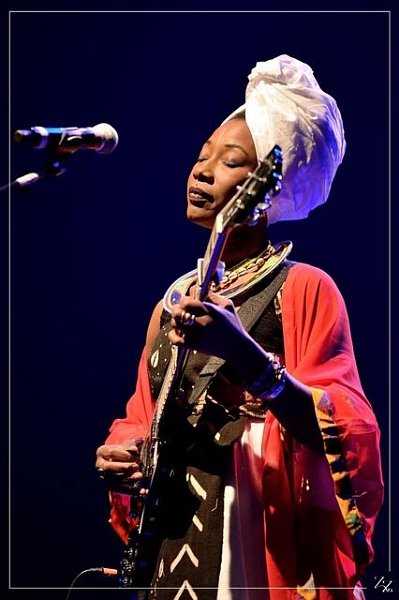 NIK_990002 Fatoumata Diawara 31-01-2019 (Zz) (p).jpg